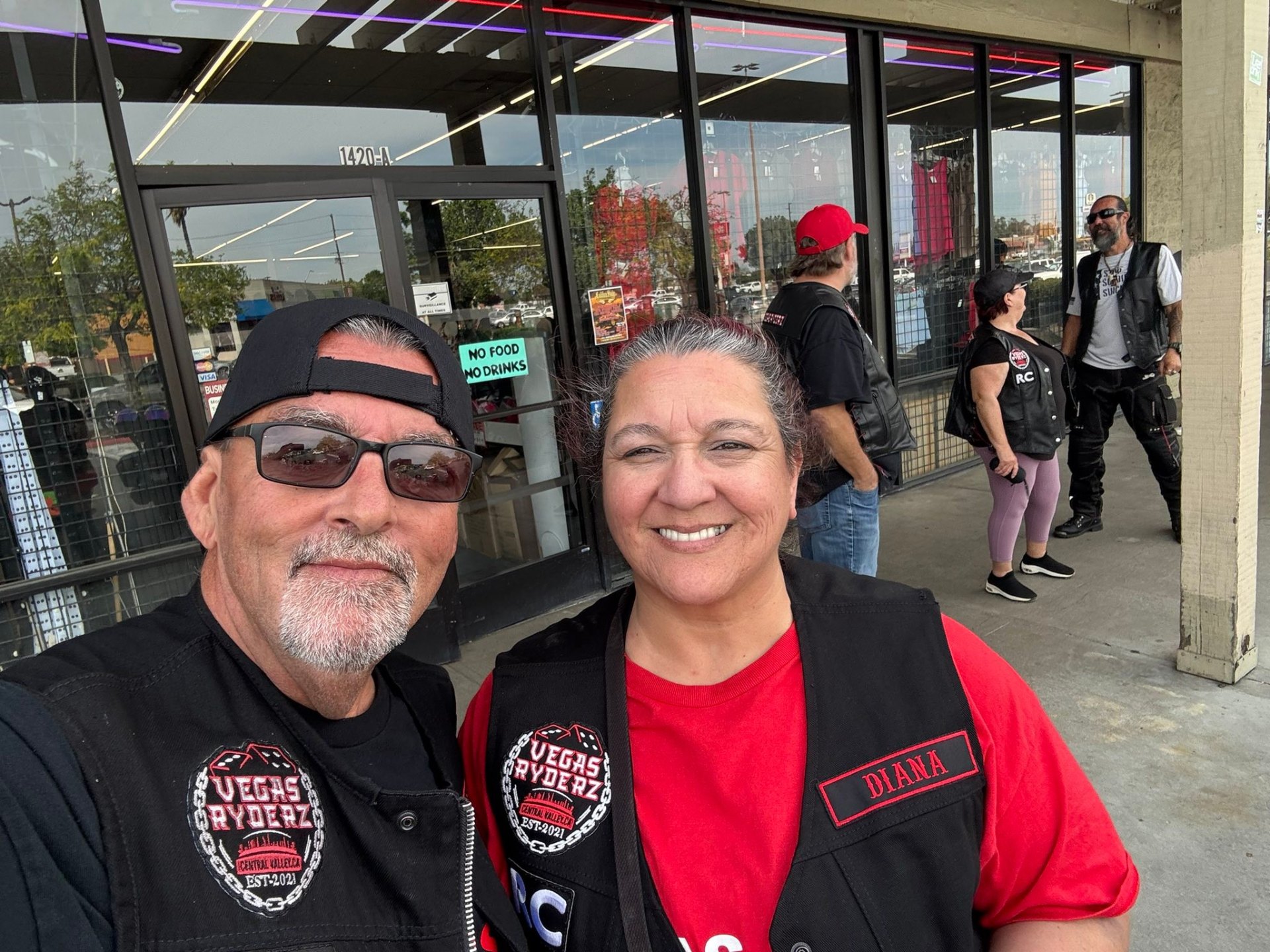 RC & Diana, On The Block