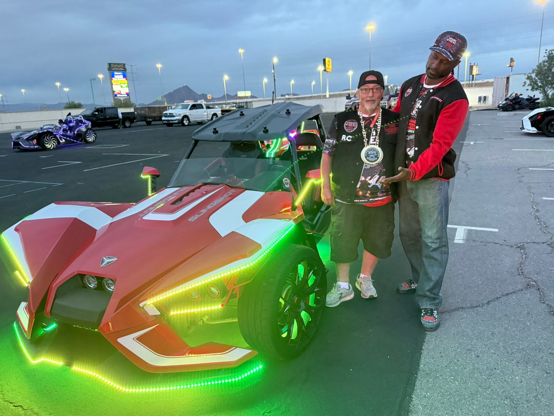 RC & Spice 1, Green Slingshot