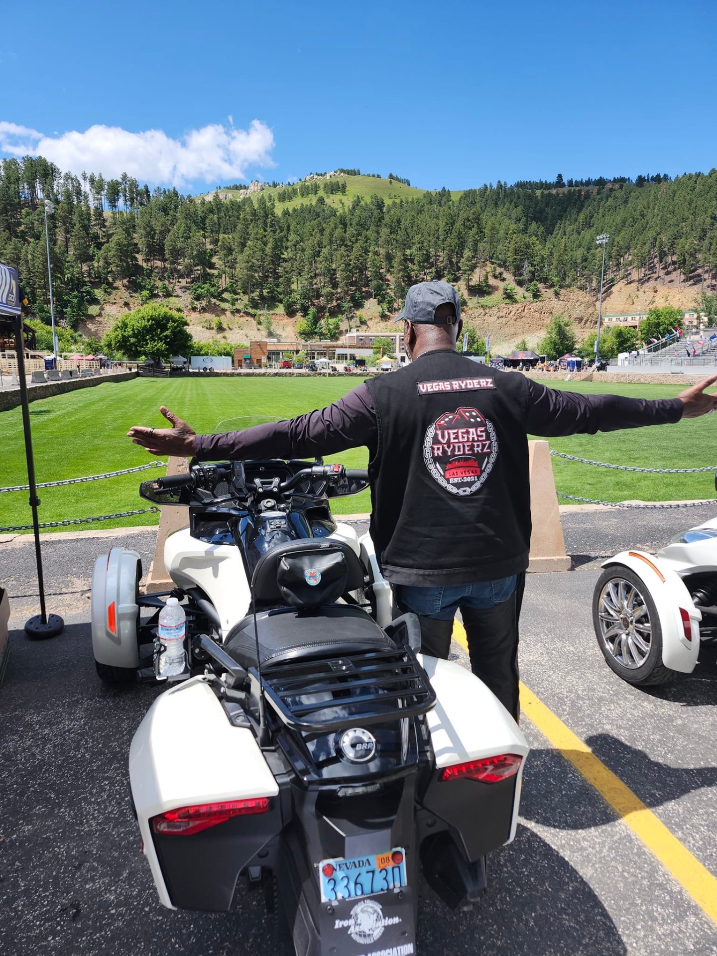 Vegas Ryderz, Sturgis